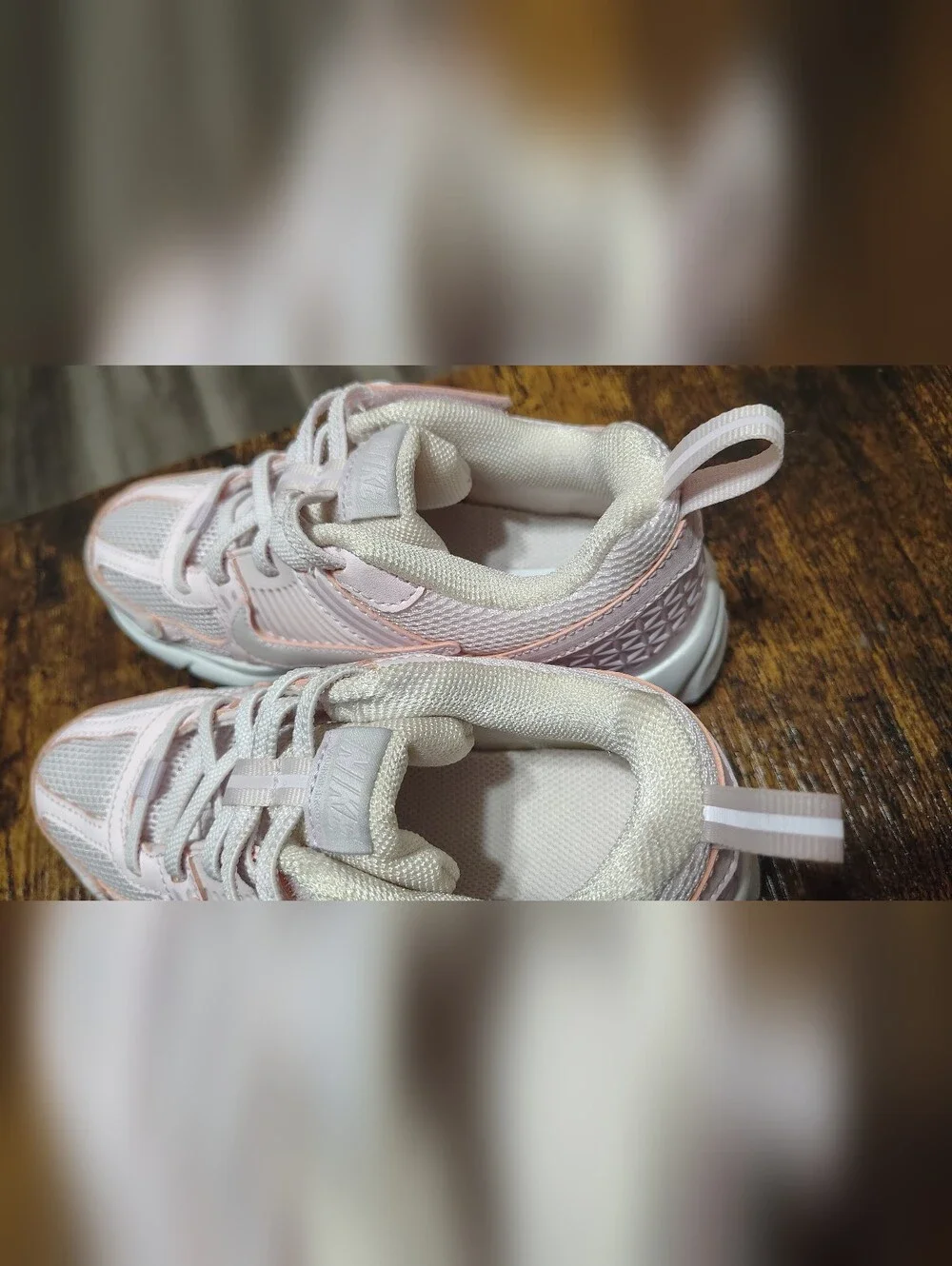 Nike Kids Pink Vomero 5 Size 13c